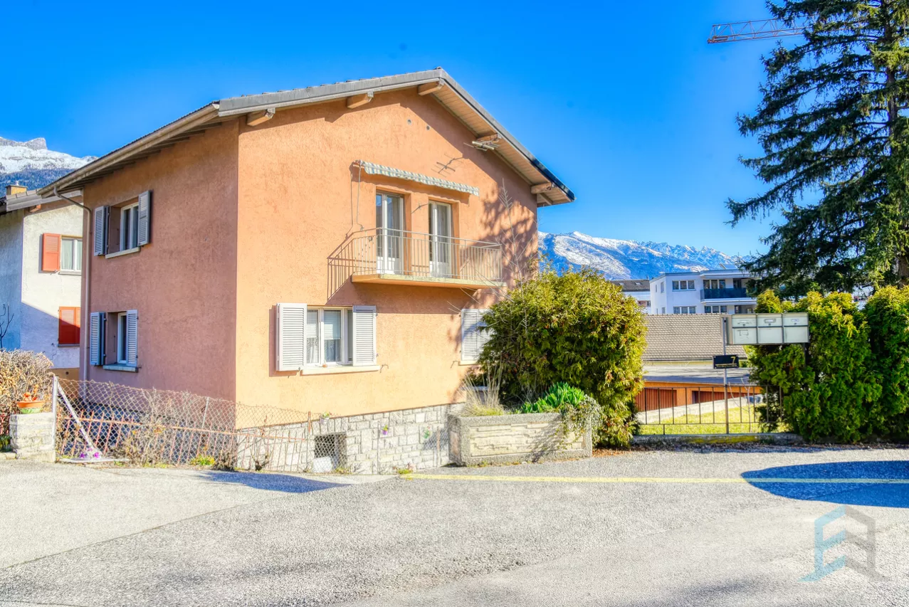 A LOUER Charmant appartement de 3 ½ pièces avec balcon et jardin