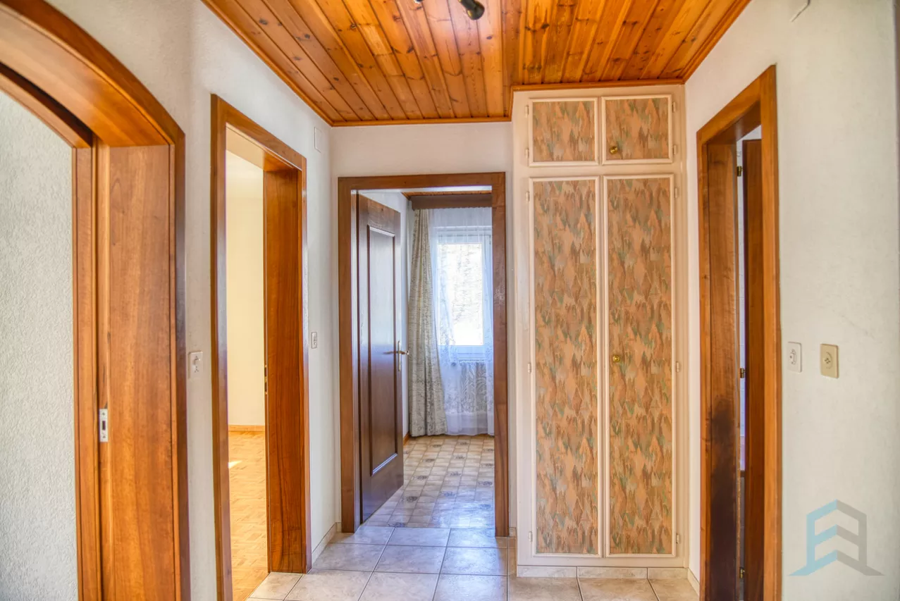 A LOUER Charmant appartement de 3 ½ pièces avec balcon et jardin