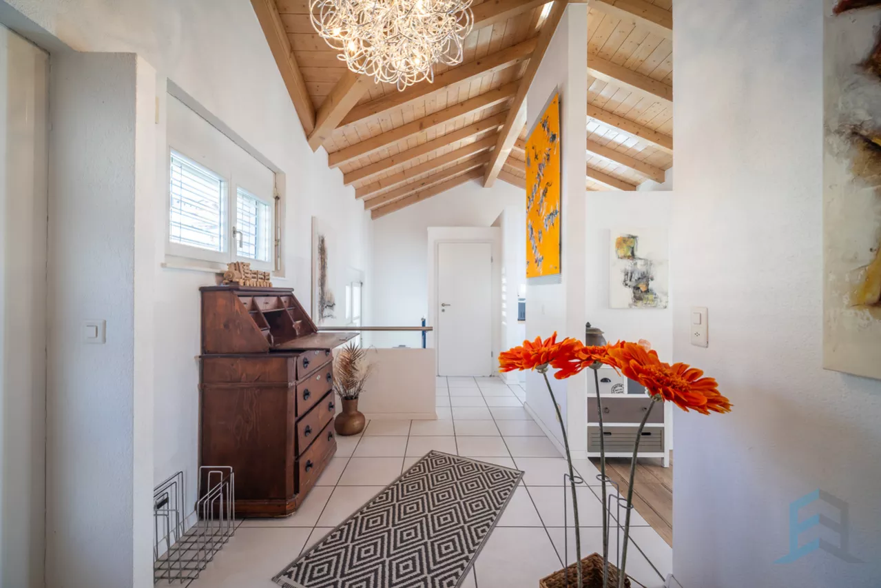 EXCLUSIVITE Splendide villa jumelée de 5 ½  pièces à Corin