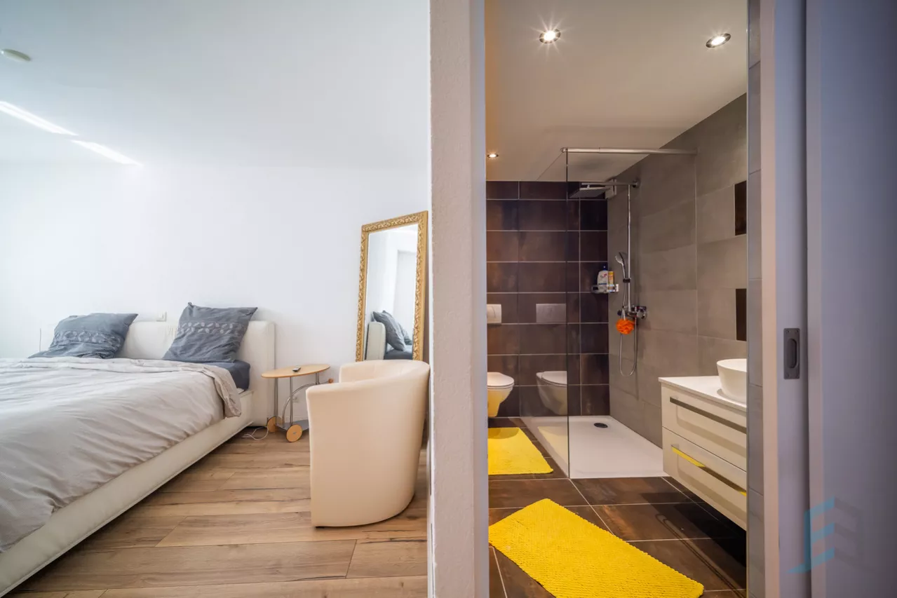 EXCLUSIVITE Splendide villa jumelée de 5 ½  pièces à Corin