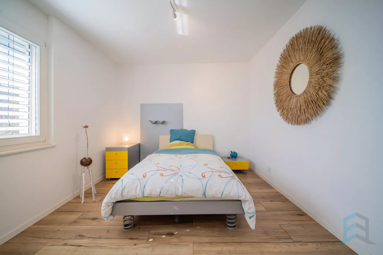 EXCLUSIVITE Splendide villa jumelée de 5 ½  pièces à Corin