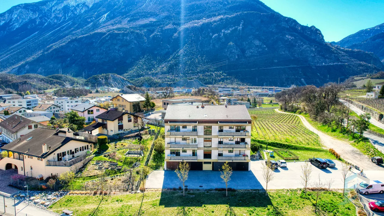 EXCLUSIVITE Spacieux appartement 4 ½ pièces à proximité du centre