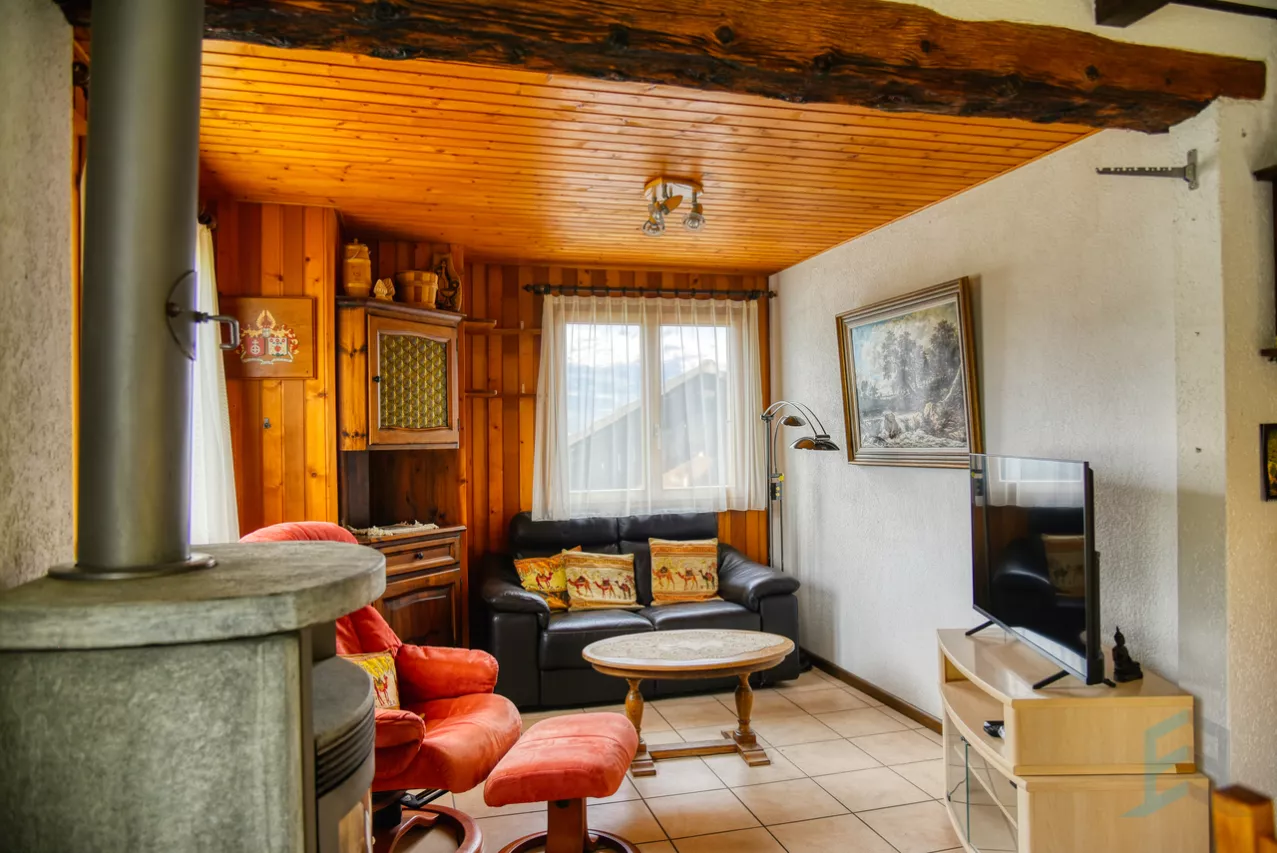EXCLUSIVITE Magnifique chalet 4 ½ pièces avec vue panoramique à Erdesson