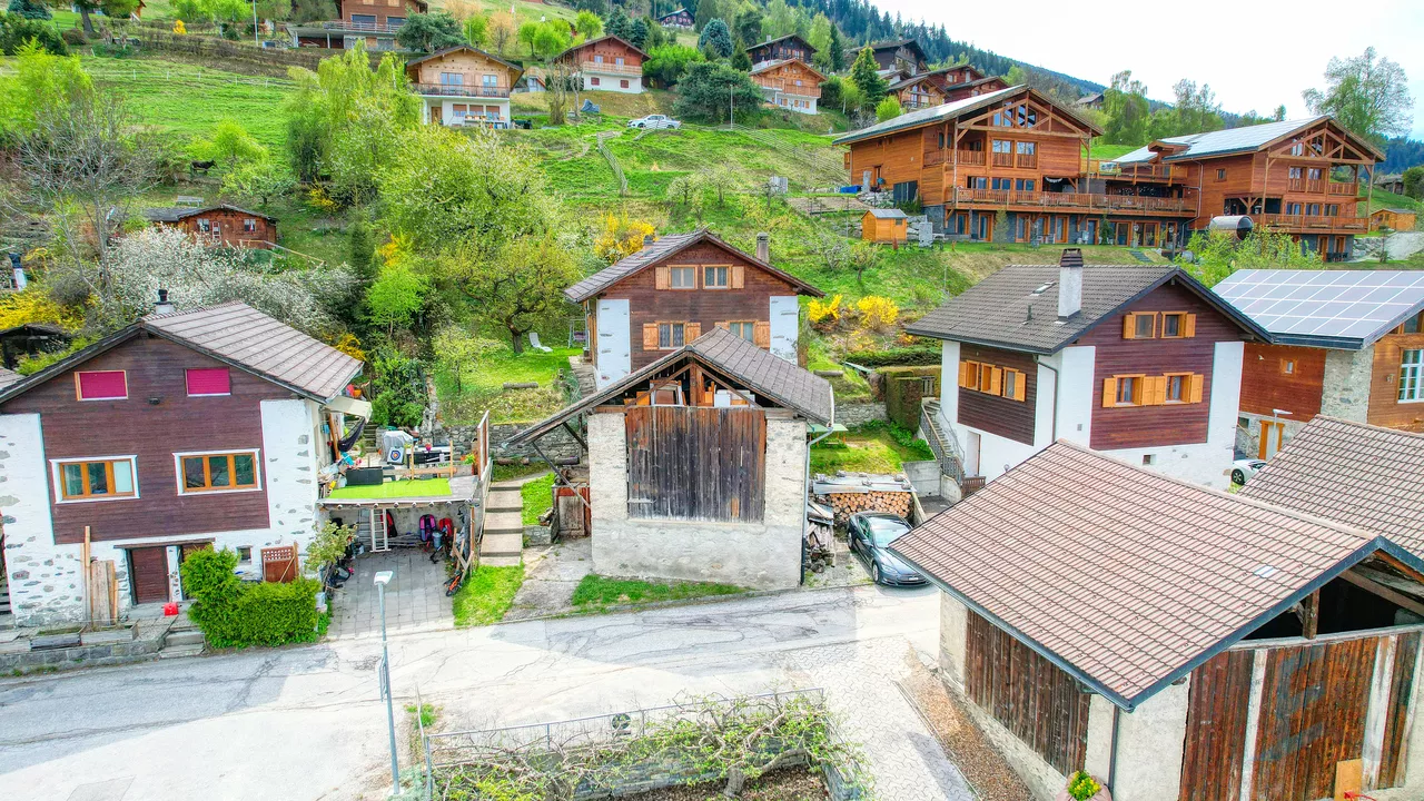 EXCLUSIVITE Magnifique chalet 4 ½ pièces avec vue panoramique à Erdesson