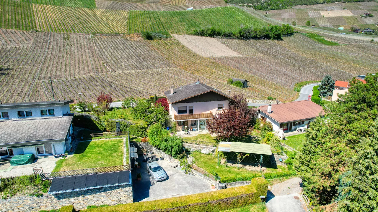 EXCLUSIVITE Maison de 4 ½ pièces à rénover dans un quartier calme