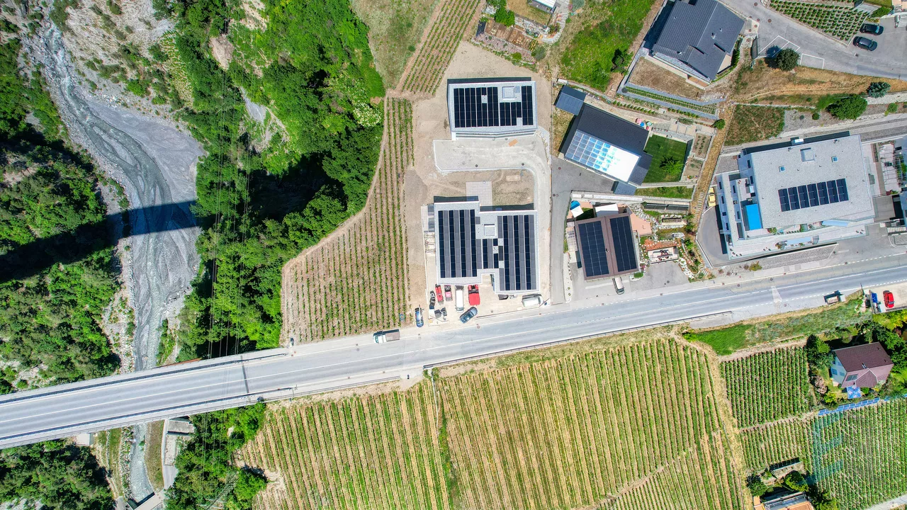 A LOUER - Splendide appartement neuf de 3½ pièces au coeur des vignobles