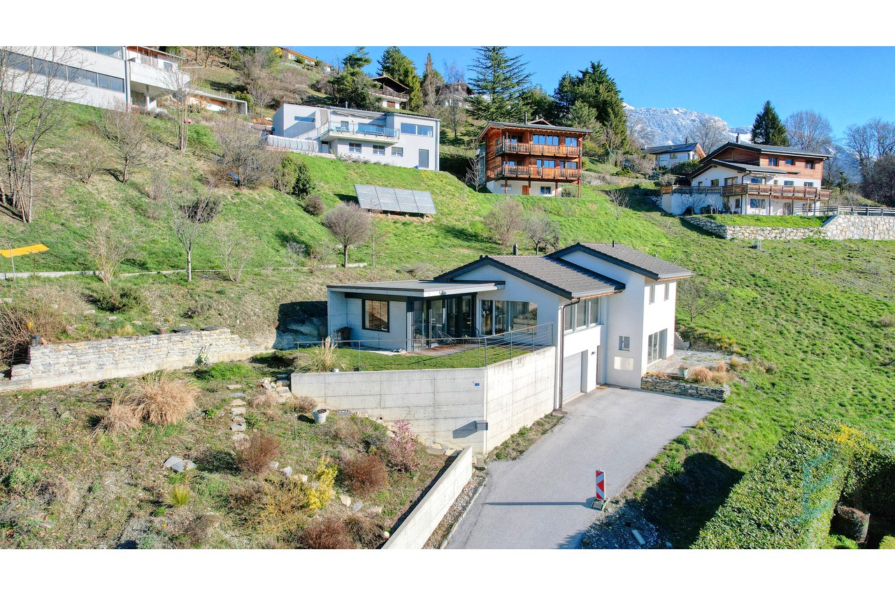 EXCLUSIF Magnifique villa d'architecte de 186m² habitables avec vue