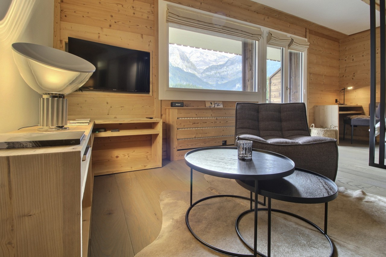 Superbe Studio entièrement meublé à louer à l'année à Champéry