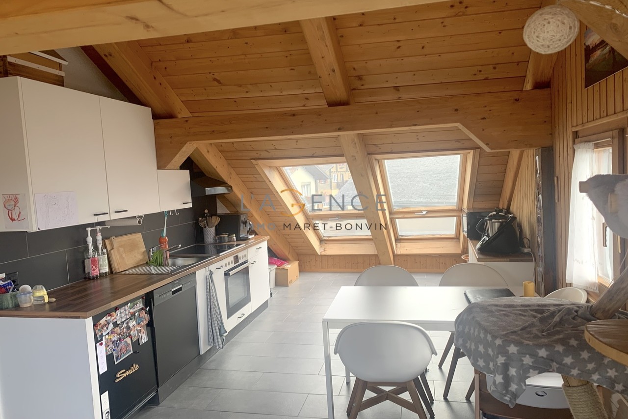 IMMEUBLE D'HABITATION DE 3 APPARTEMENTS