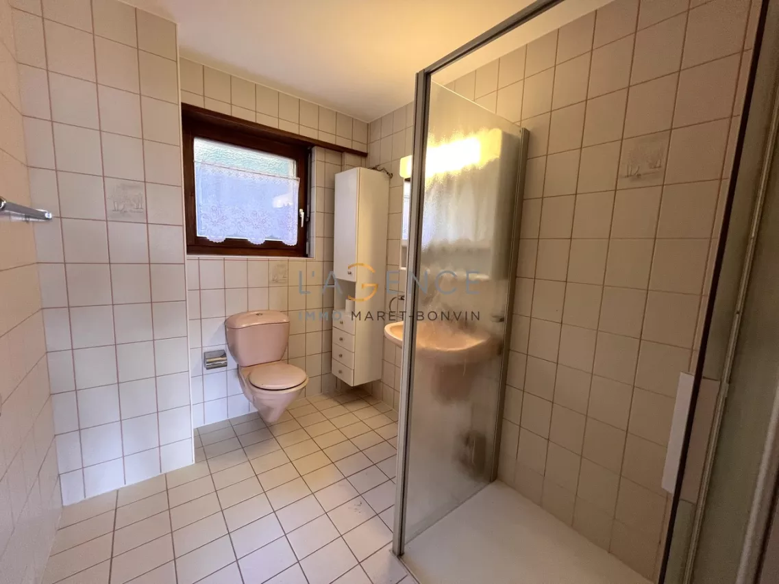 APPARTEMENT 4,5 PCES AVEC TERRASSE - JARDIN ET VUE PANORAMIQUE