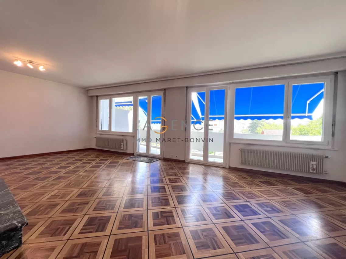 APPARTEMENT DE 3,5 PCES AVEC BALCON DE 23M2