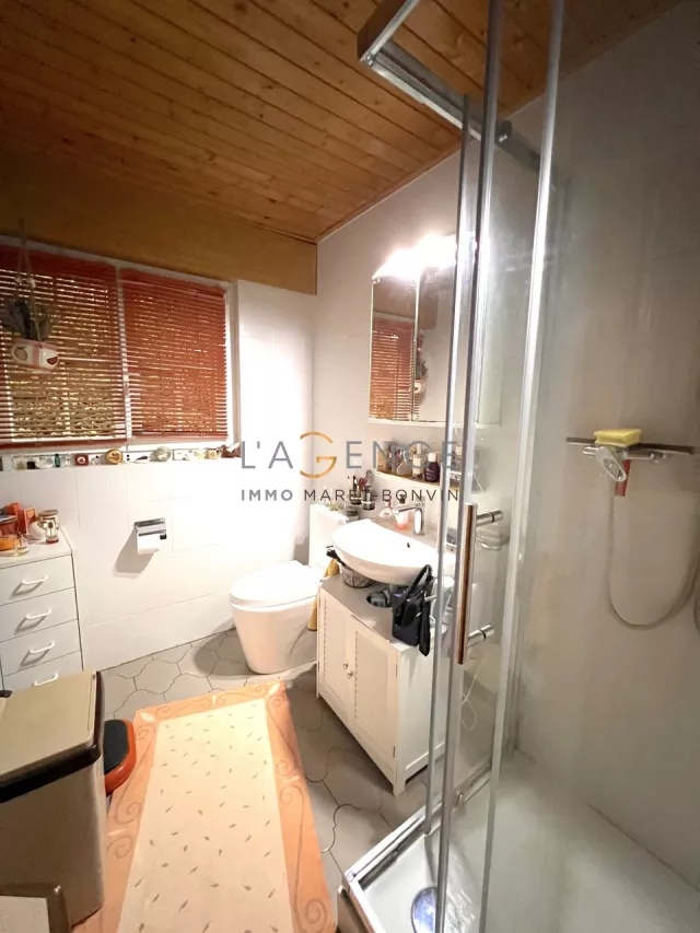 CHALET DE 5,5 PCES AVEC MEZZANINE