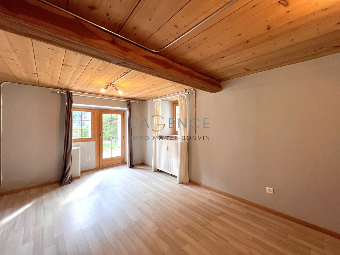 APPARTEMENT DE 2,5 PCES AVEC TERRASSE - RESIDENCE SECONDAIRE OK