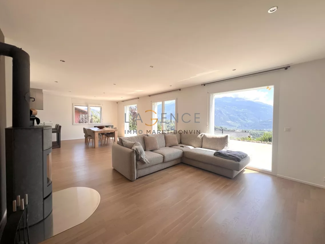 SAVIESE - VILLA DE 185 M2 AVEC VUE PANORAMIQUE