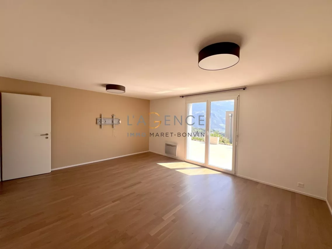 SAVIESE - VILLA DE 185 M2 AVEC VUE PANORAMIQUE
