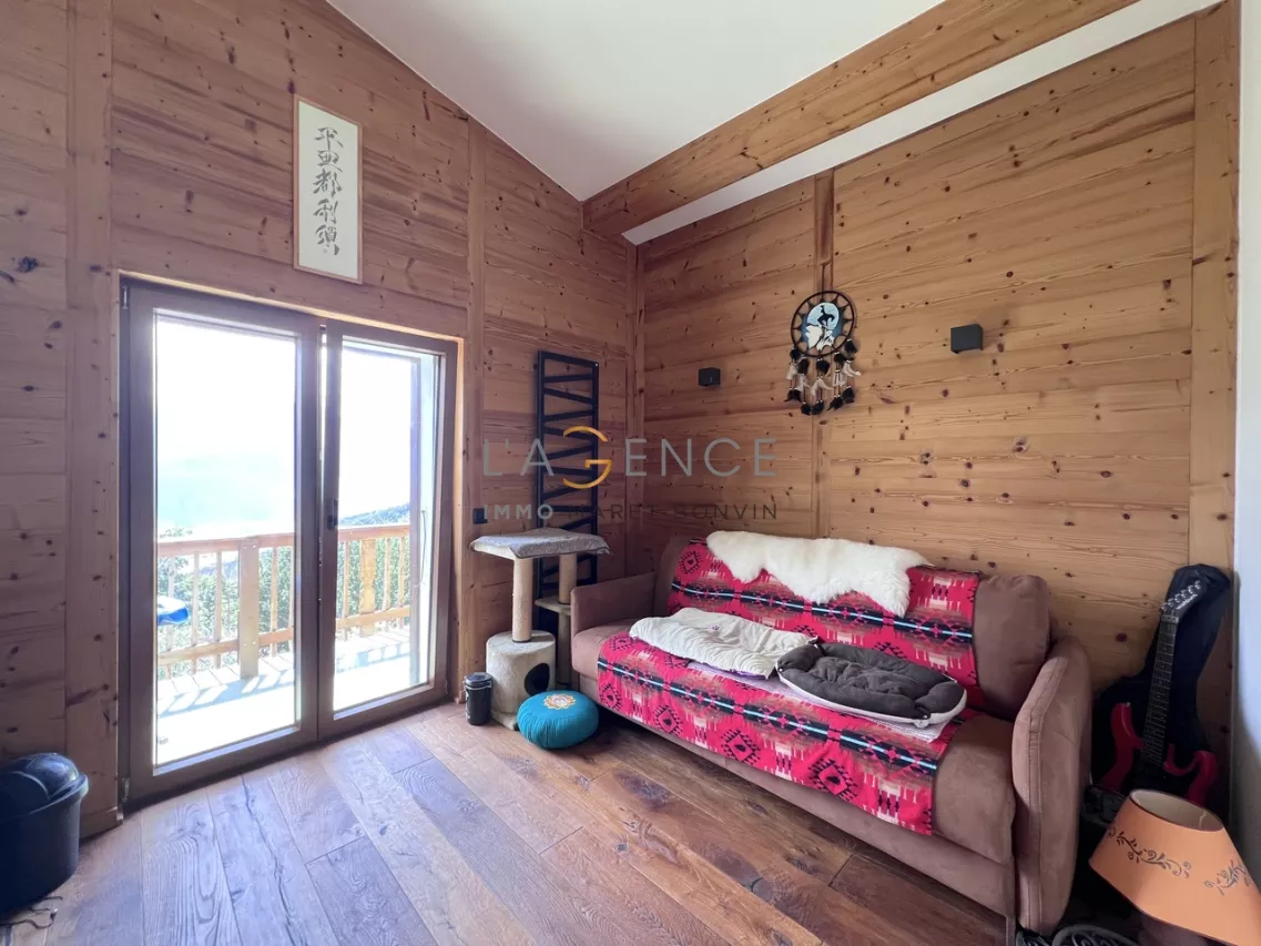 CHARMANT CHALET RENOVE AUX MAYEN DE CONTHEY