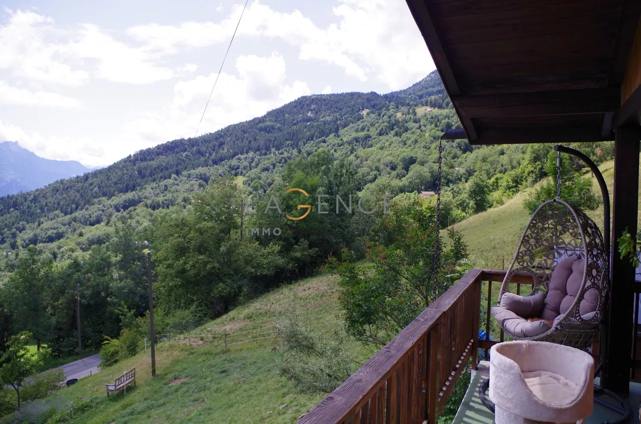 CHARMANT CHALET RENOVE AUX MAYEN DE CONTHEY