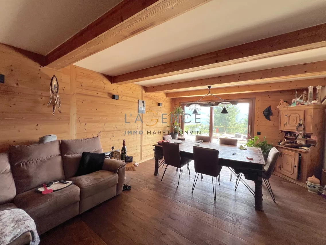 CHARMANT CHALET RENOVE AUX MAYEN DE CONTHEY