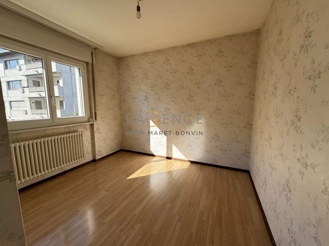 Appartement de 4.5 pièces dans une petite résidence - Uvrier
