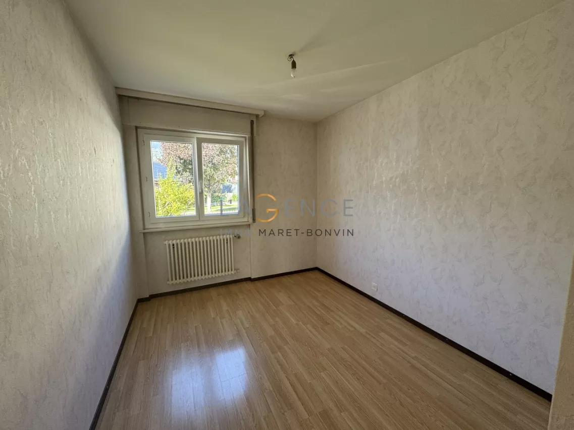 Appartement de 4.5 pièces dans une petite résidence - Uvrier