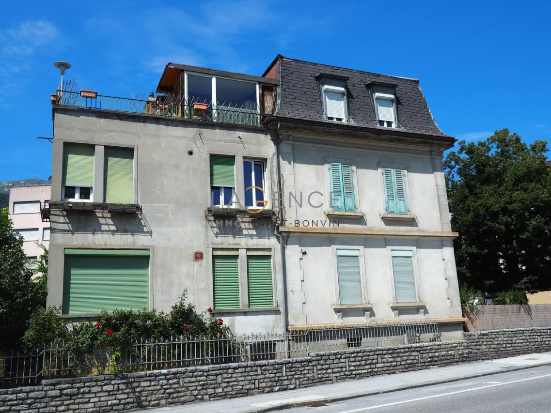 Opportunité idéale pour investisseur / immeuble au centre ville !