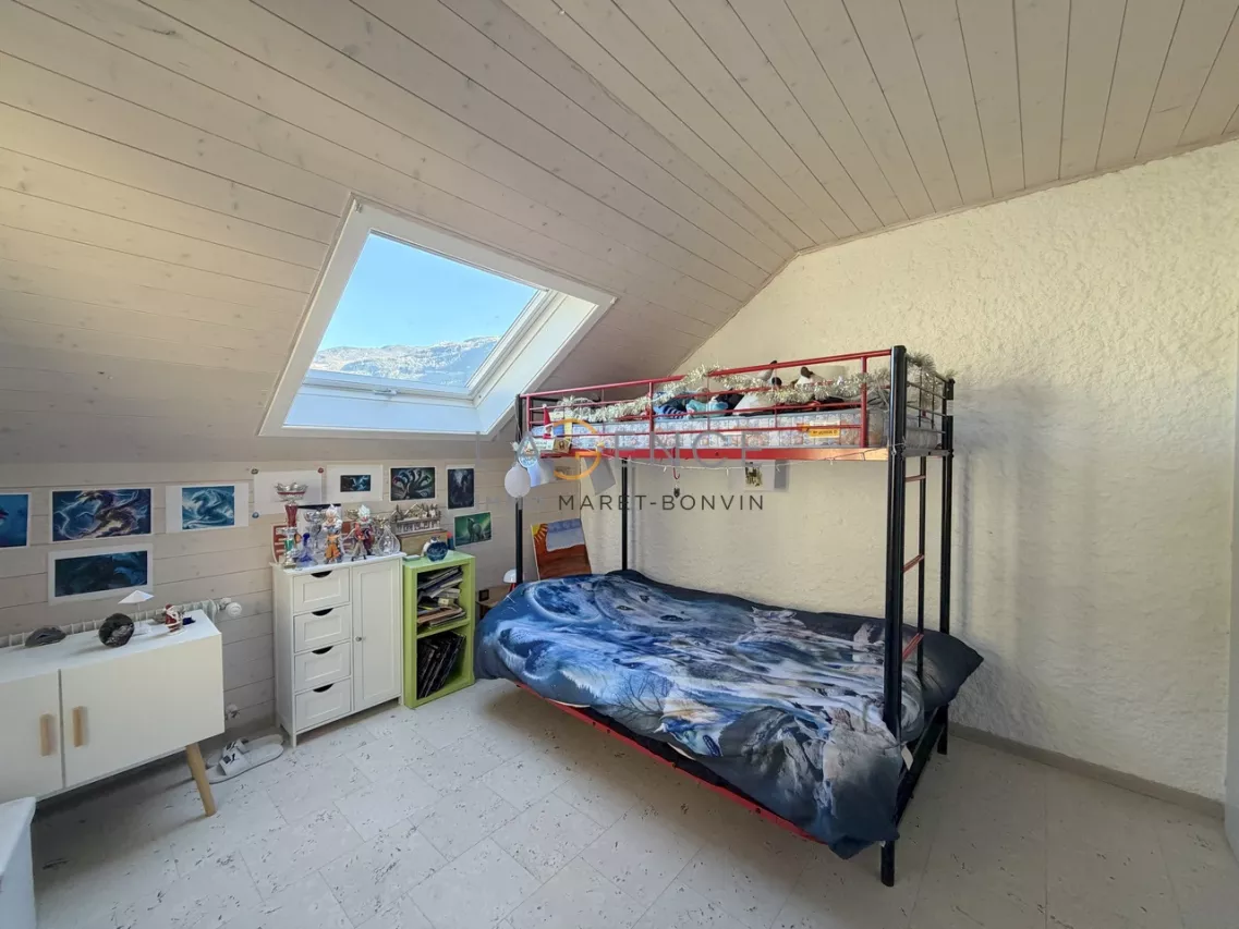 VILLA DE STANDING AVEC PISCINE