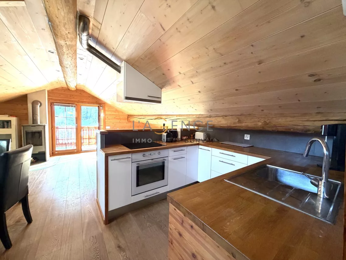 ATTIQUE AVEC CACHET - RESIDENCE SECONDAIRE OK