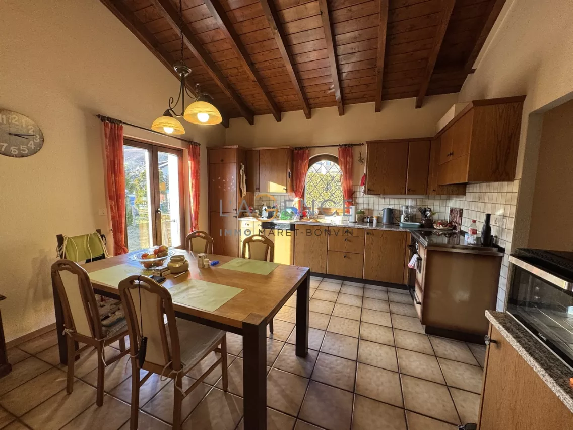 Villa individuelle sur terrain de 836M2