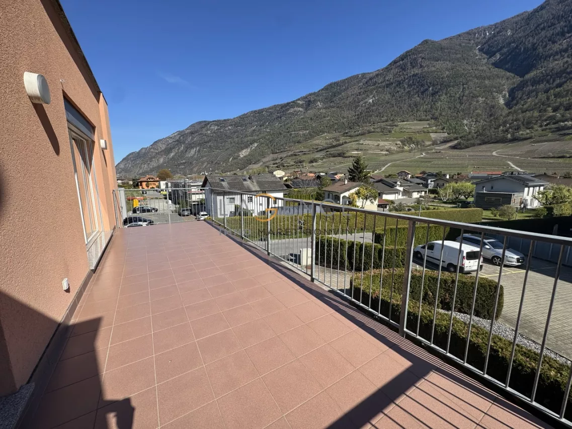 Grand et lumineux appartement de 4.5 pièces