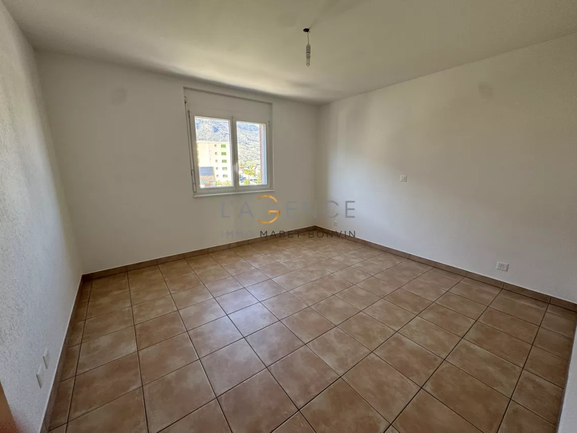 Grand et lumineux appartement de 4.5 pièces