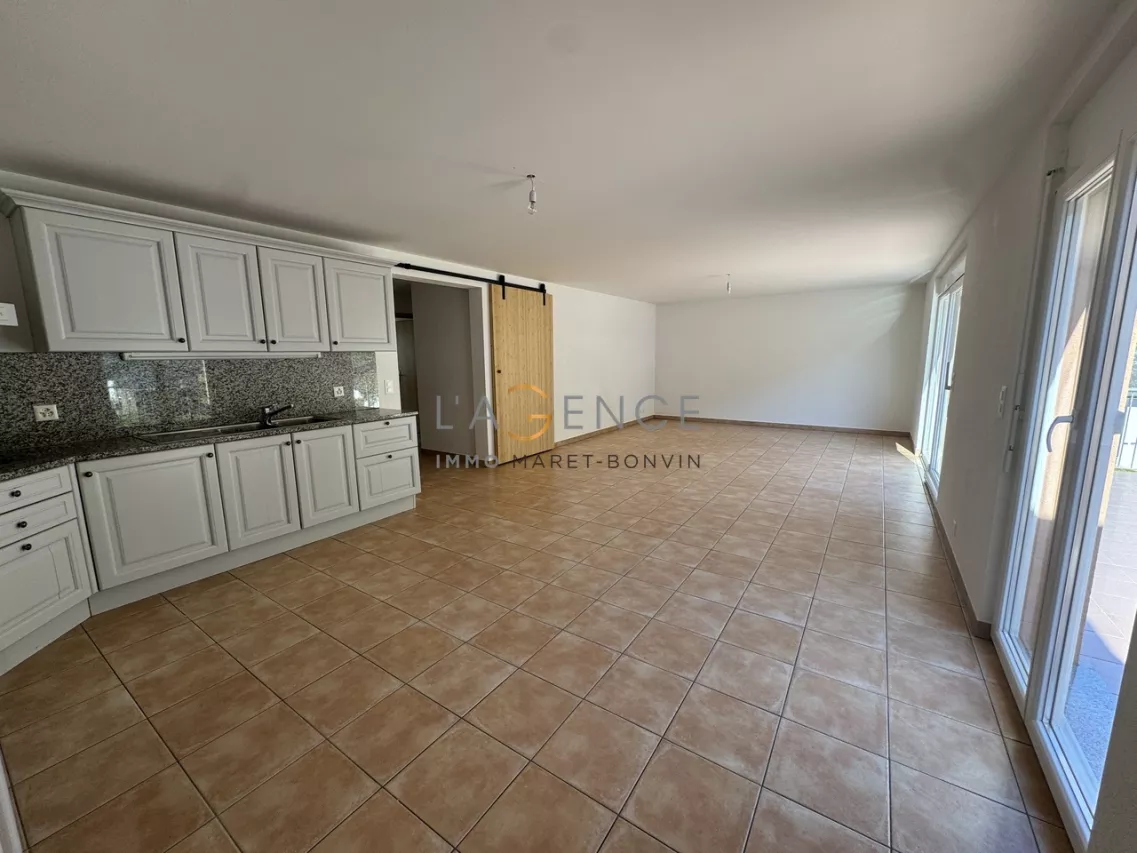 Grand et lumineux appartement de 4.5 pièces