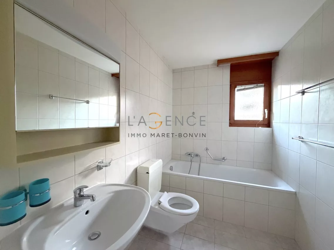 APPARTEMENT DE 3,5 PCES AVEC TERRASSE DE 40 M2