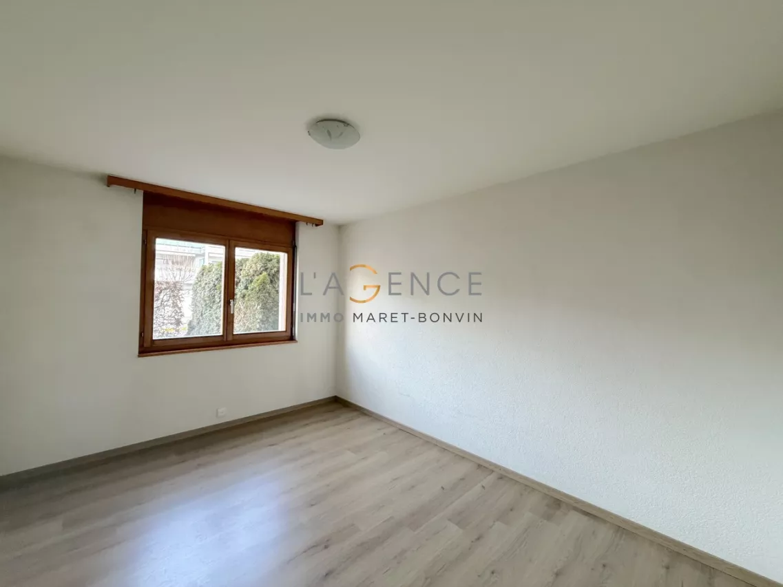 APPARTEMENT DE 3,5 PCES AVEC TERRASSE DE 40 M2