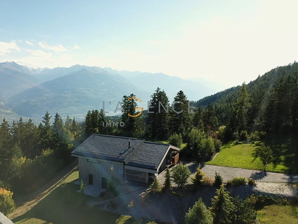 CHALET D'ARCHITECTE D'EXCEPTION - PANORAMA GRANDIOSE - ANZERE