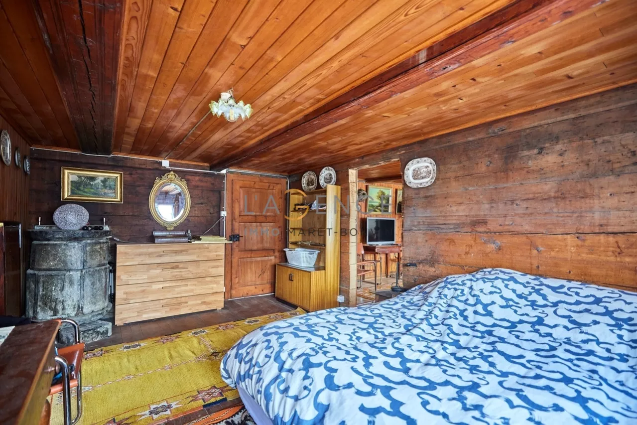 MAISON VILLAGEOISE DE CARACTERE A ST-GERMAIN ( SAVIESE )