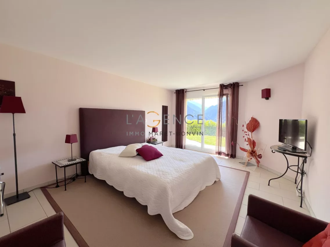 VILLA D'EXCEPTION A VENTHONE