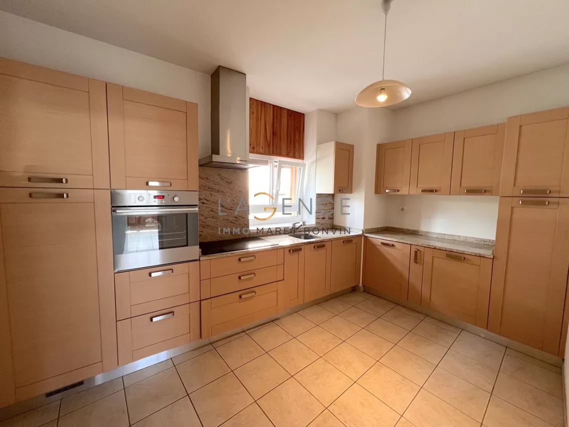 MAISON VILLAGEOISE RENOVE AVEC JARDIN DE 100M2