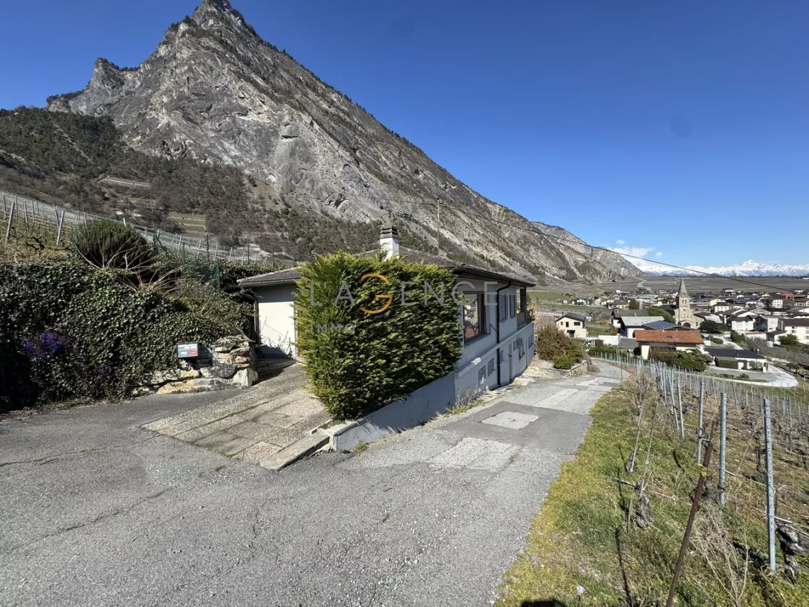 A rénover - Maison individuelle au coeur du vignoble Valaisan !