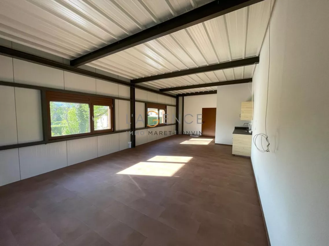 Local commercial de 50 m² idéalement situé à Savièse