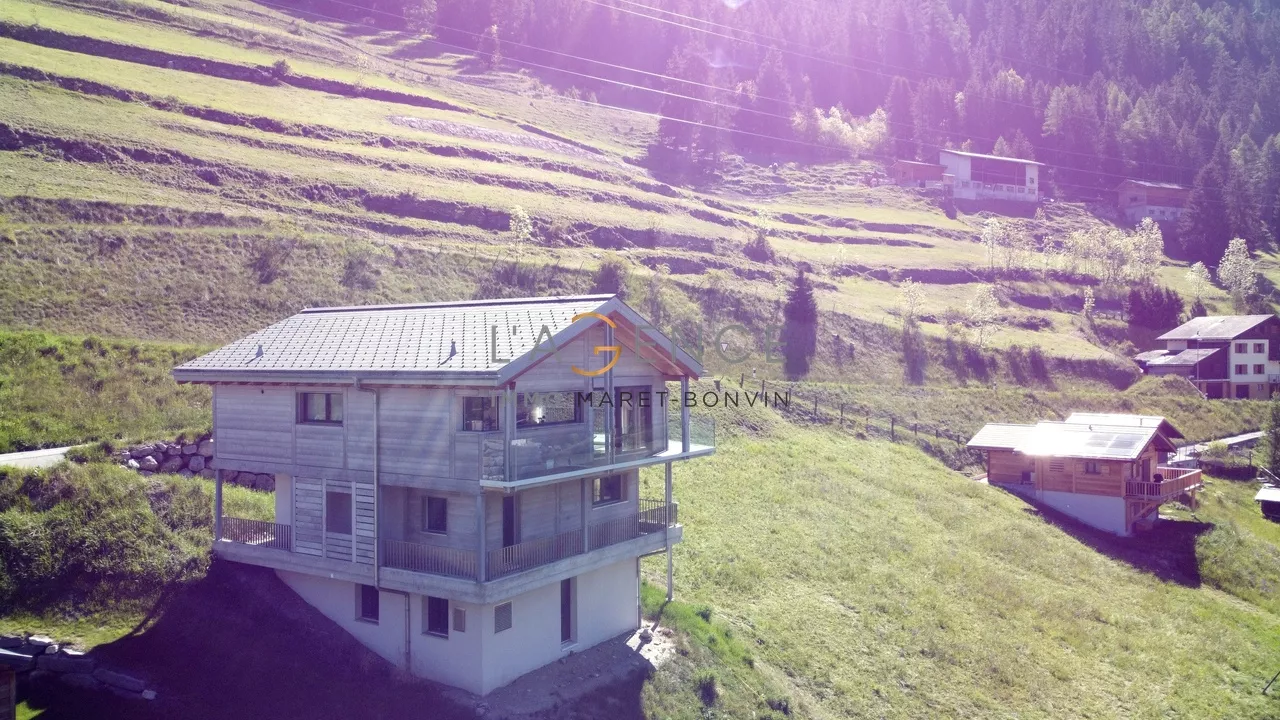 CHALET D'EXCEPTION AVEC VUE PANORAMIQUE