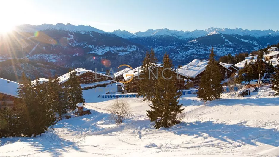 STATION DU VALAIS : RESTAURANT A VENDRE AVEC MUR