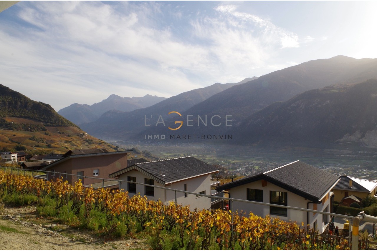 APPARTEMENT NEUF AVEC VUE PANORAMIQUE DE 4,5 PCES - SIGNESE