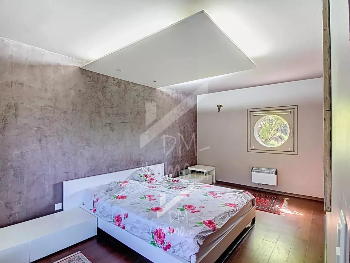 Villa d'architecte de 200 m2, superbe vue lac