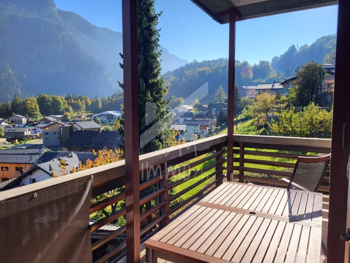 Appartement 2,5p rénové, grande terrasse sud