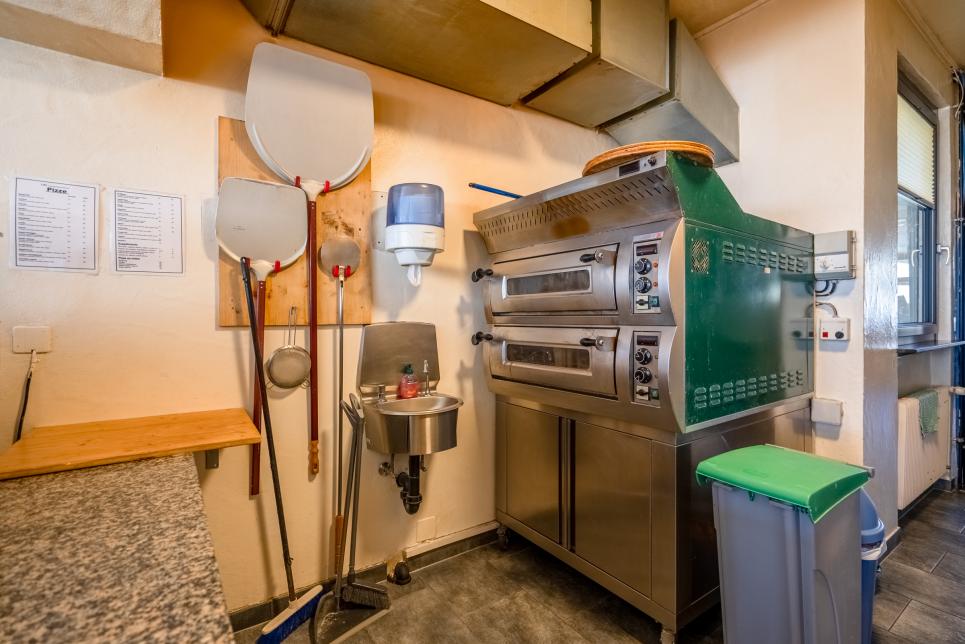 Restaurant 487.85 m2 à Sembrancher
