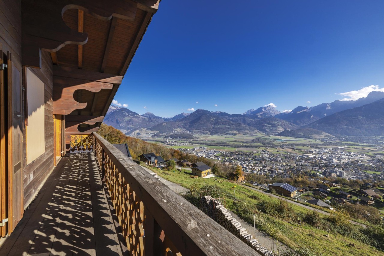 Les Neyres - Chalet individuel de 7 pièces sur parcelle dominante à la vue imprenable