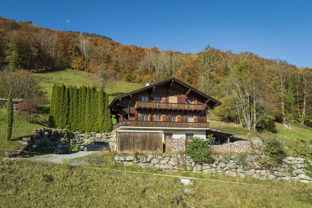 Les Neyres - Chalet individuel de 7 pièces sur parcelle dominante à la vue imprenable