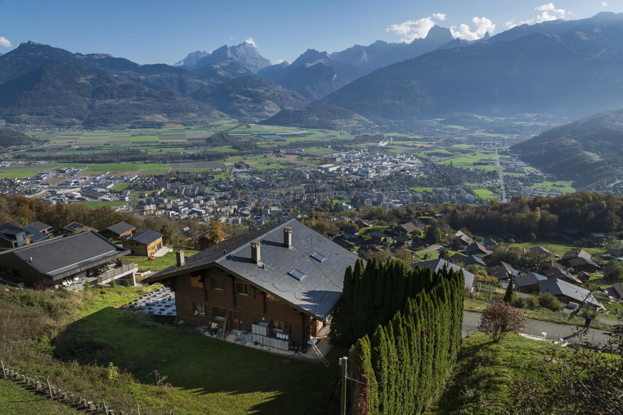 Les Neyres - Chalet individuel de 7 pièces sur parcelle dominante à la vue imprenable