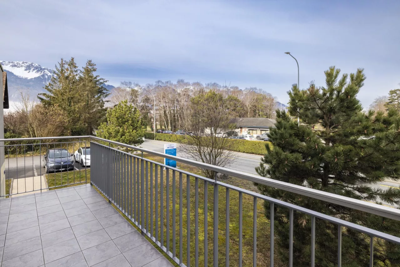 Aigle - AIGLE - Appartement de 3.5 pièces avec 2 places de parc extérieures