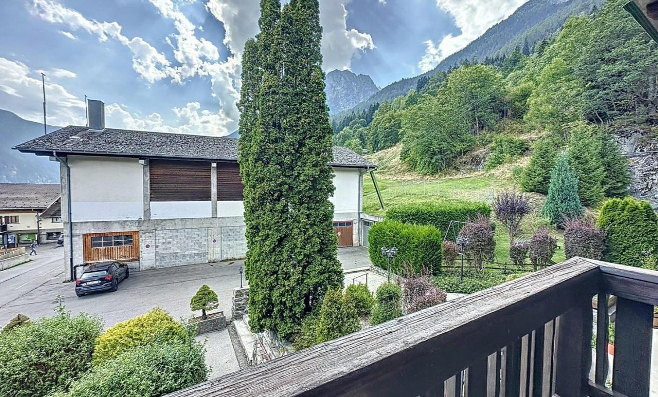 Votre résidence secondaire meublée 2 couchages en chalet Wellness-Spa dans les Alpes Valaisannes - Lot C22